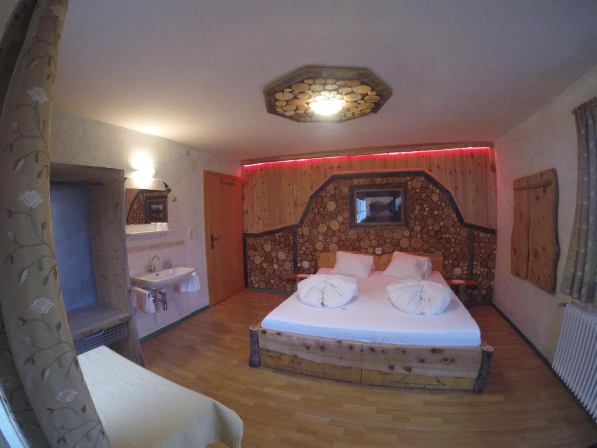 Alpin-Sportiv Apartment Lermoos Ngoại thất bức ảnh