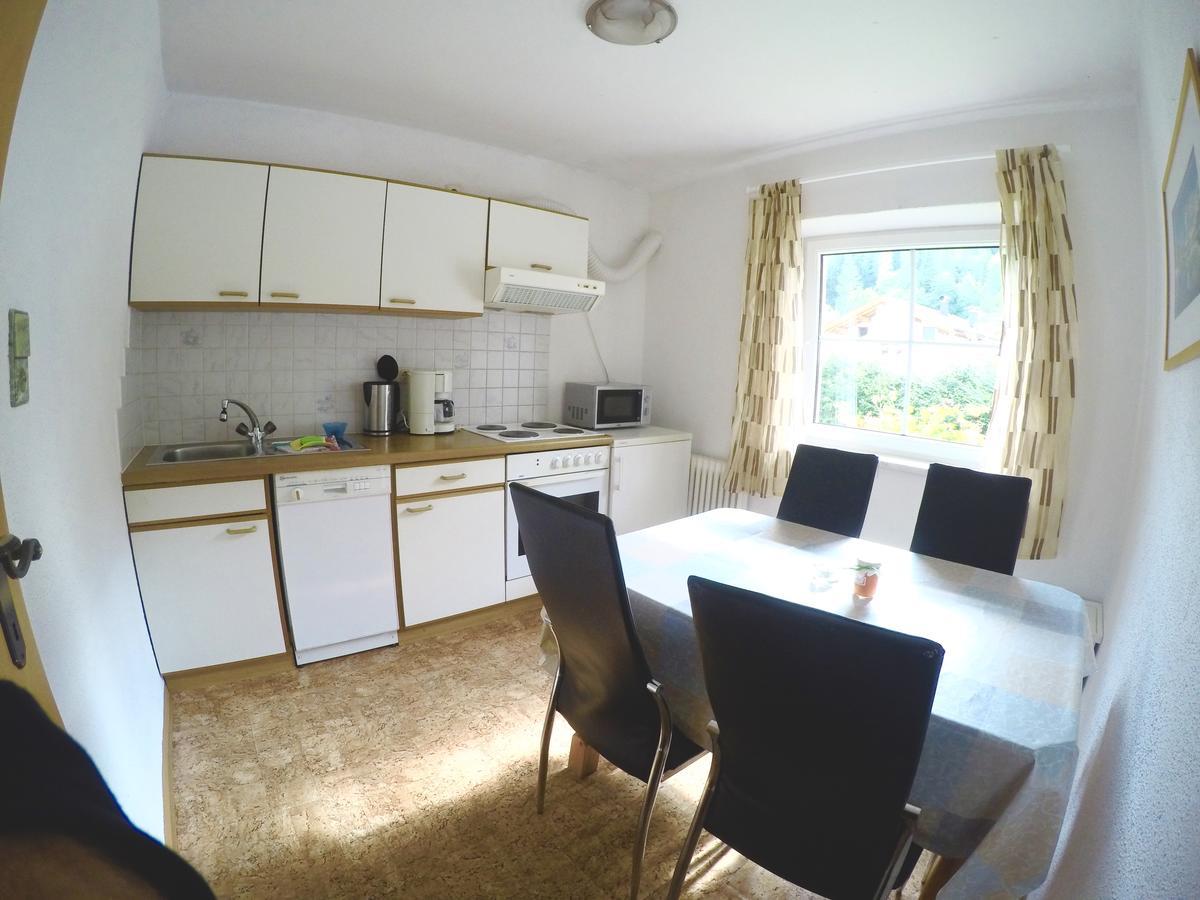 Alpin-Sportiv Apartment Lermoos Ngoại thất bức ảnh