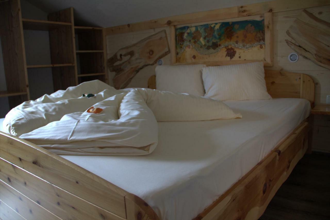 Alpin-Sportiv Apartment Lermoos Ngoại thất bức ảnh
